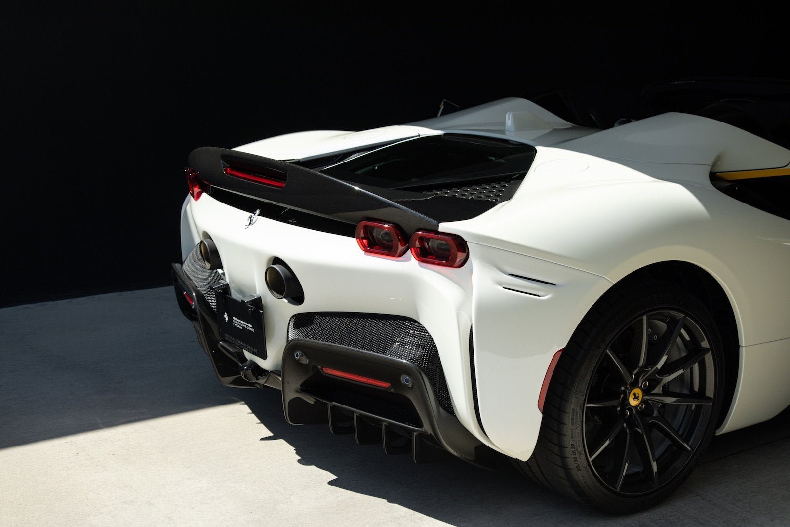 Certified Used 2024 Bianco Birdcage Ferrari  image 19