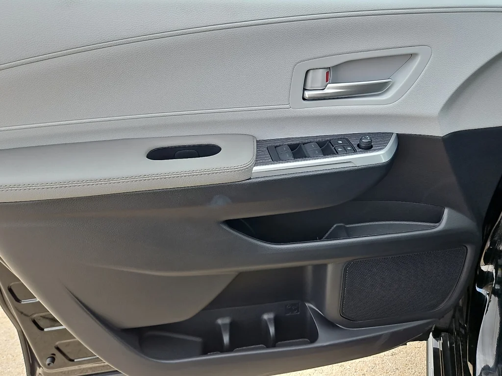 New 2026 Midnight Black Toyota XLE 8 Passenger image 8