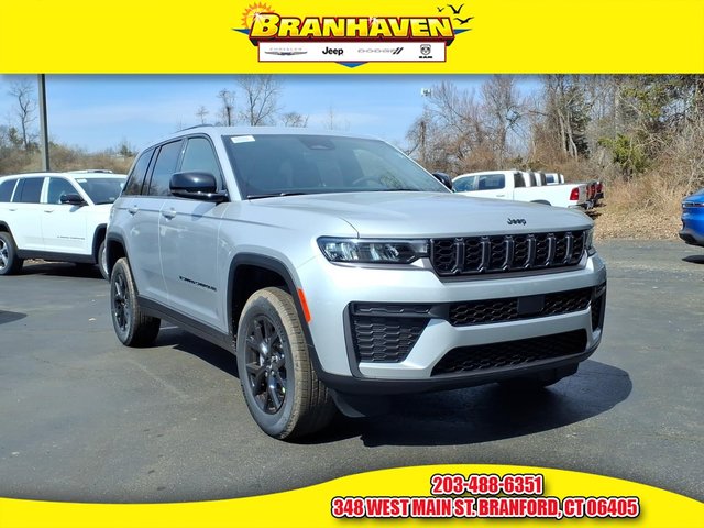 2026 Jeep Grand Cherokee Altitude
