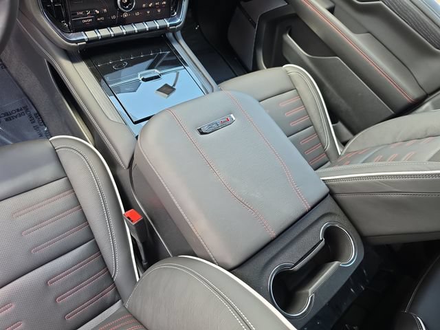 2026 GMC Yukon AT4 Ultimate - Photo 25