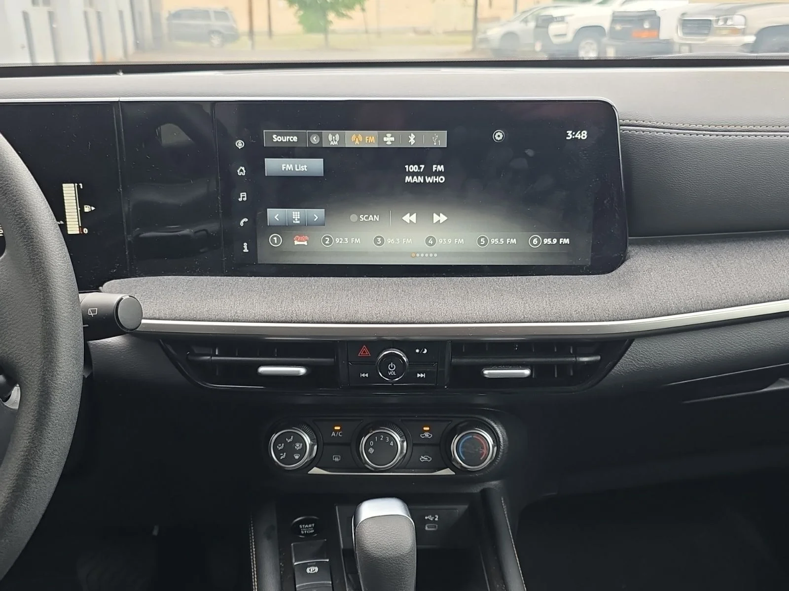 Used 2025 Gray Nissan SV image 25
