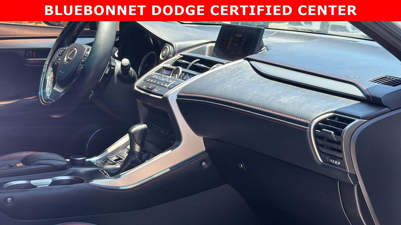 Used 2017 White Lexus  image 21