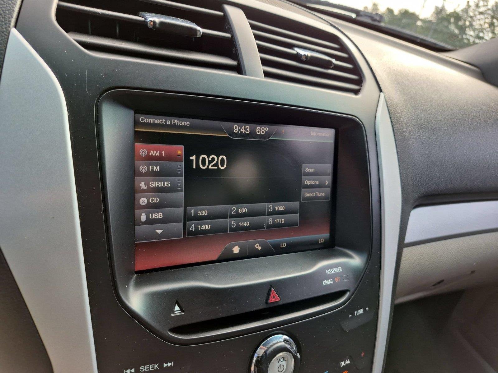 Used 2014 Tuxedo Black Metallic Ford XLT image 23