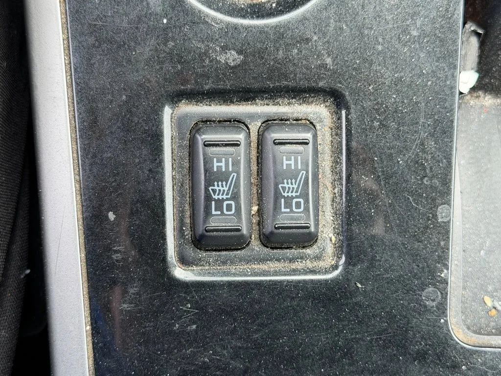 Used 2017  Mitsubishi SE image 24