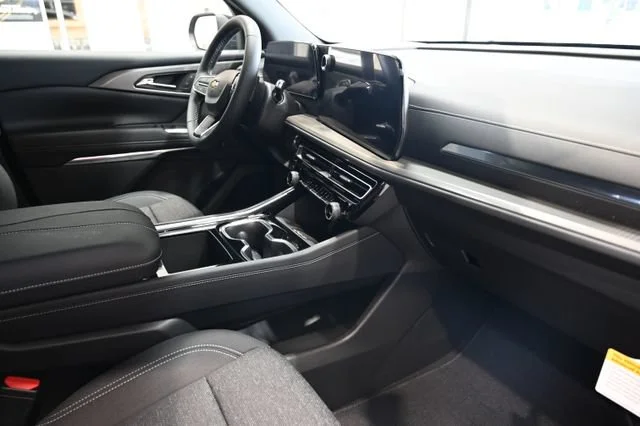New 2027 Sterling Gray Metallic Chevrolet LT image 14