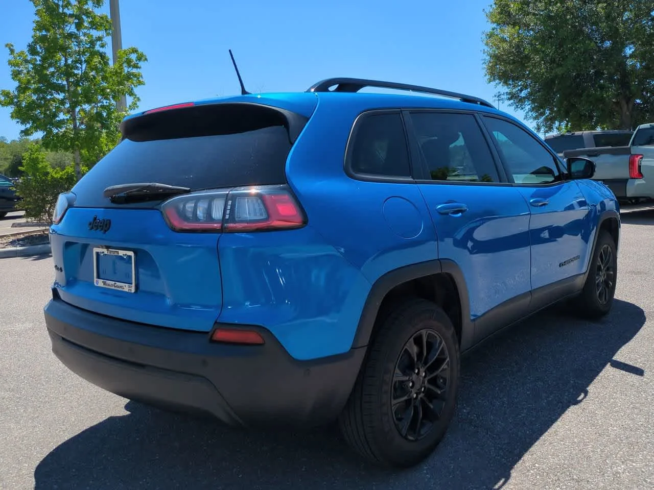 2023 Jeep Cherokee Altitude Lux - Photo 6
