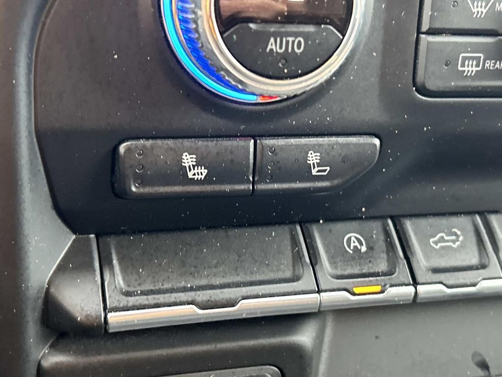 Used 2019 Blue GMC SLE image 29