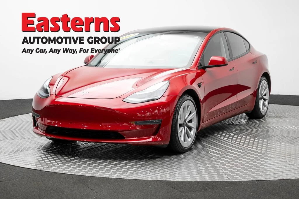 Used 2021 Red Tesla Long Range image 1