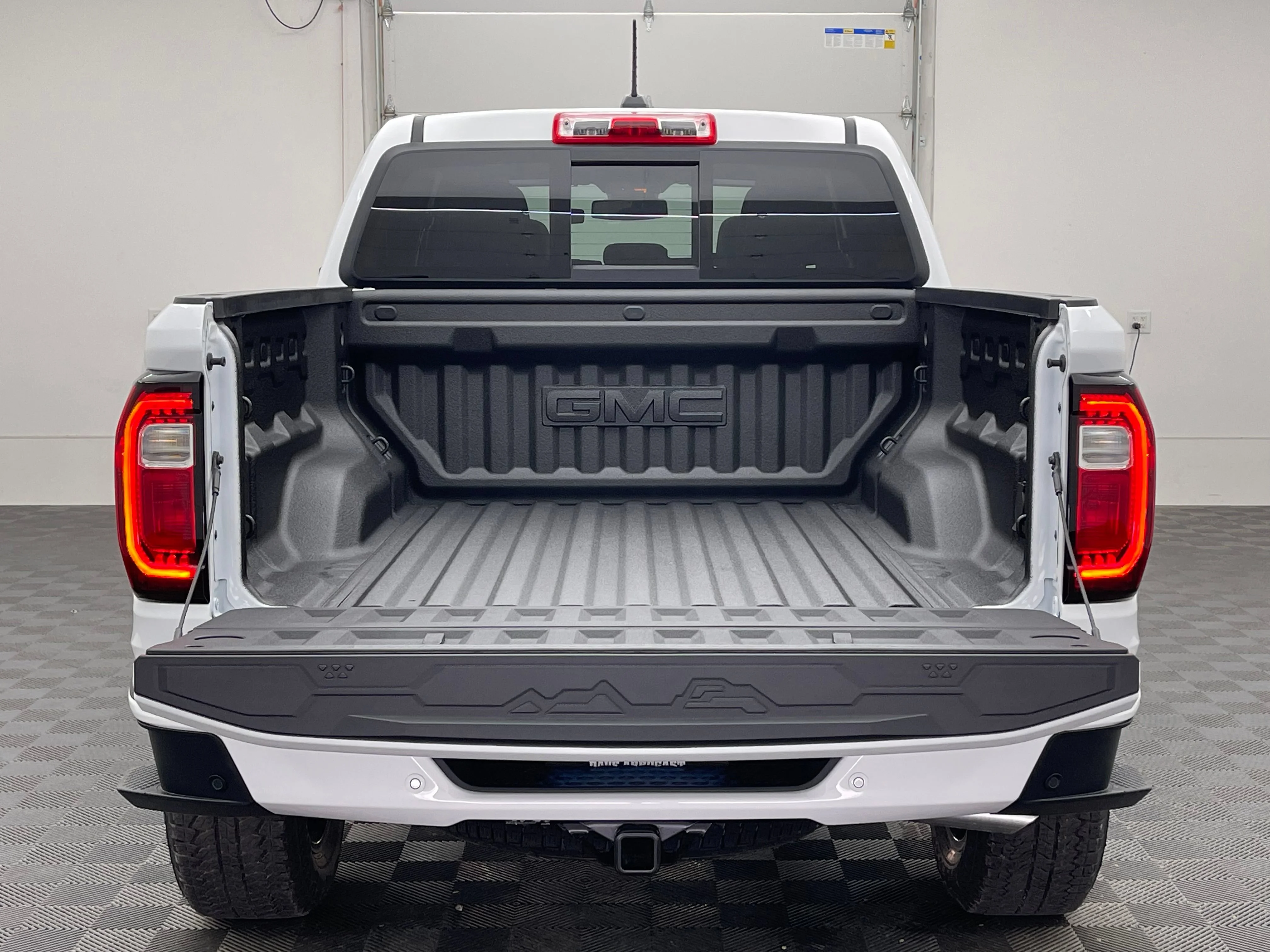 Used 2026 Summit White GMC Denali image 10