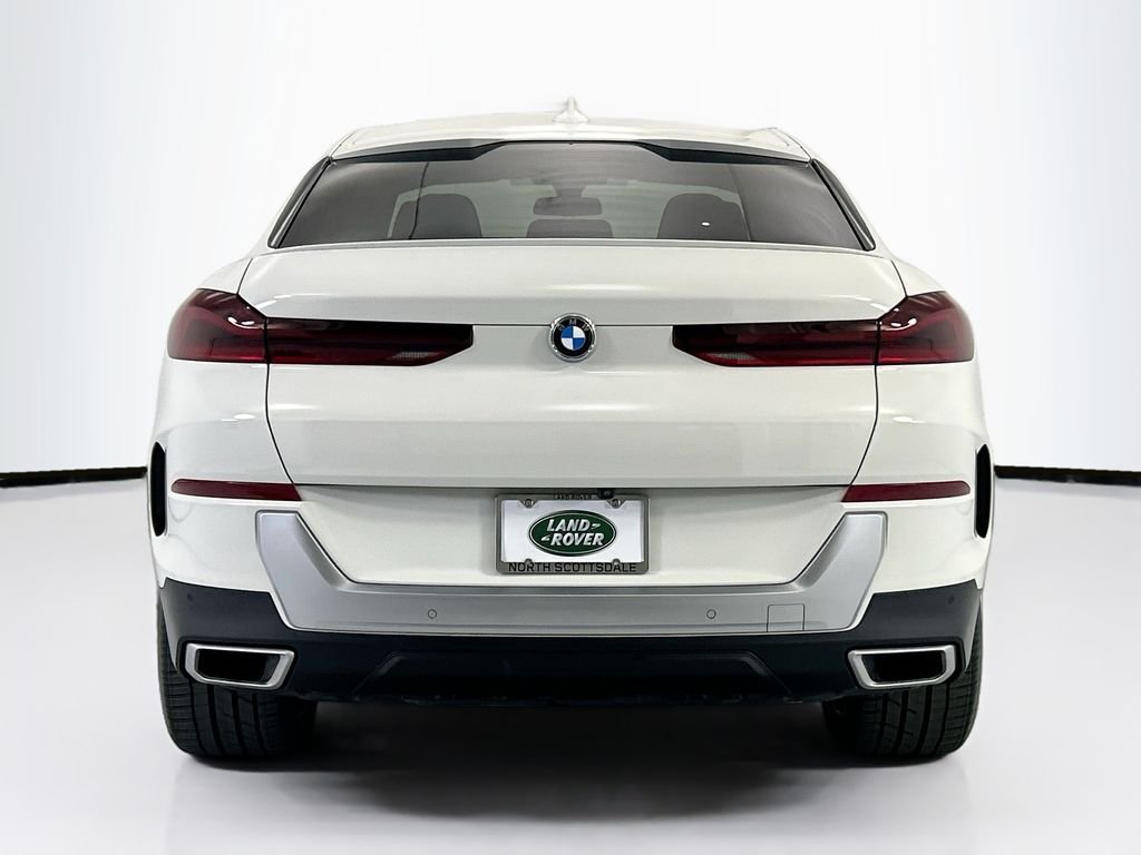 Used 2022 Alpine White BMW xDrive40i image 6