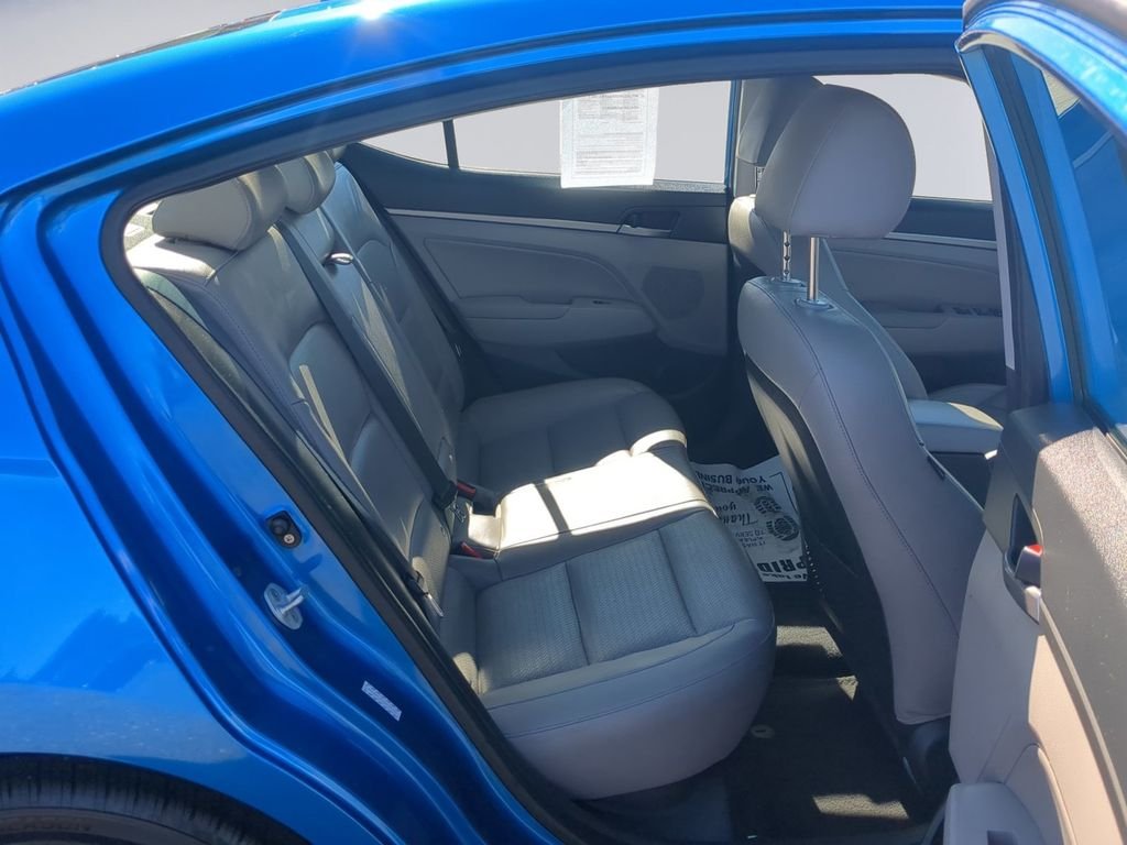 Used 2017 Electric Blue Metallic Hyundai Limited image 20