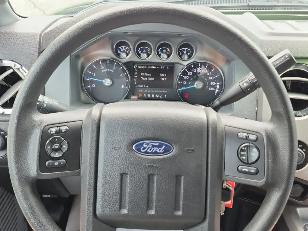 Used 2016 Blue Jeans Metallic Ford XLT image 14