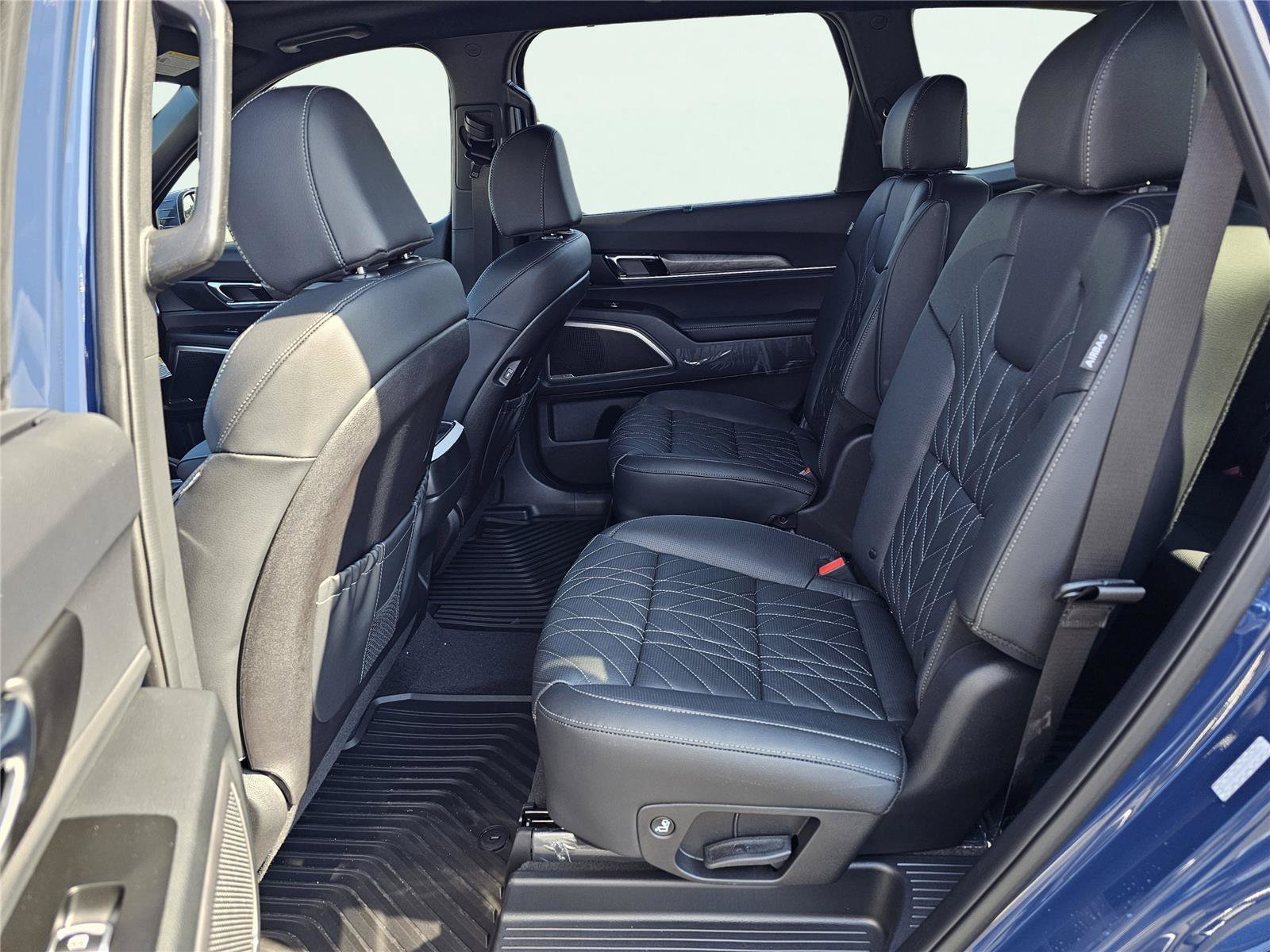 New 2025 Midnight Lake Blue Kia EX X-Line image 33