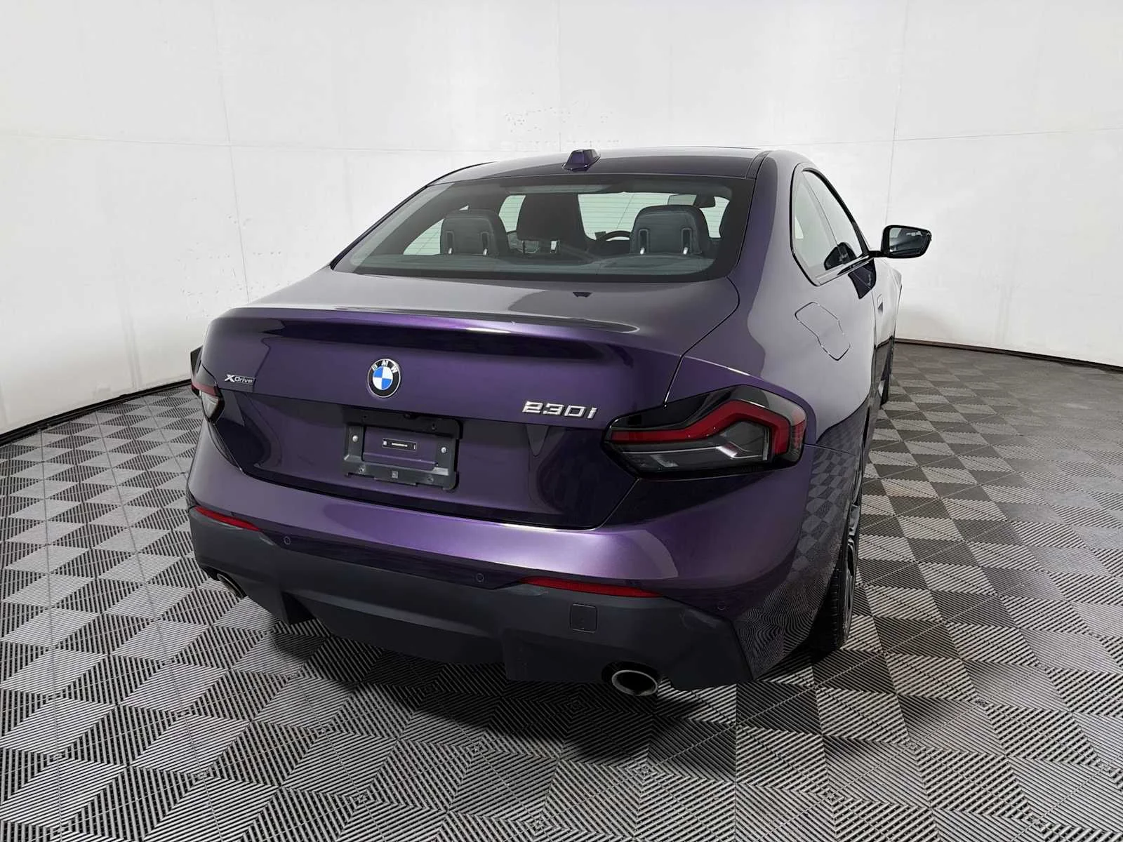 2023 BMW 2 Series 230i - Photo 6