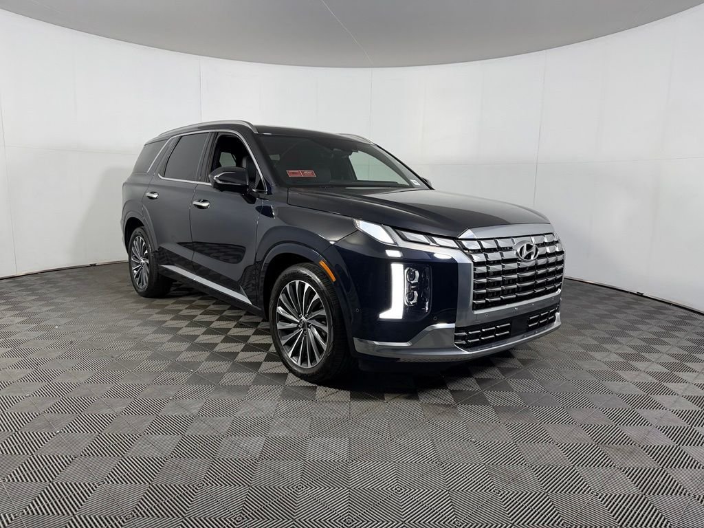 Used 2024 White Hyundai Calligraphy image 5