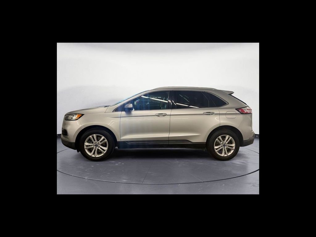 Used 2019 Silver Ford SEL image 3