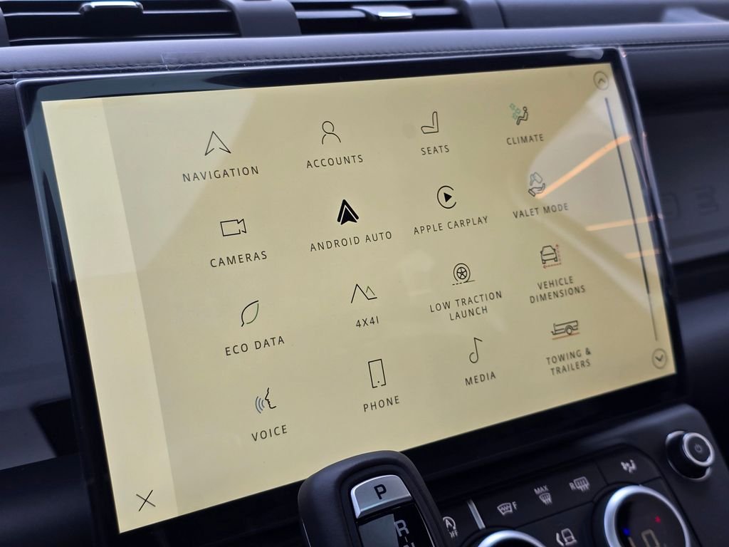 2026 Land Rover Defender X-Dynamic SE - Photo 21