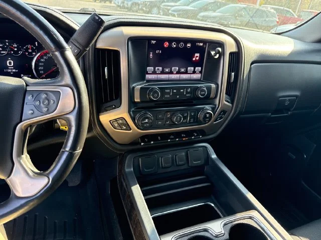 Used 2016 IRIDIUM METALLIC GMC Denali image 21