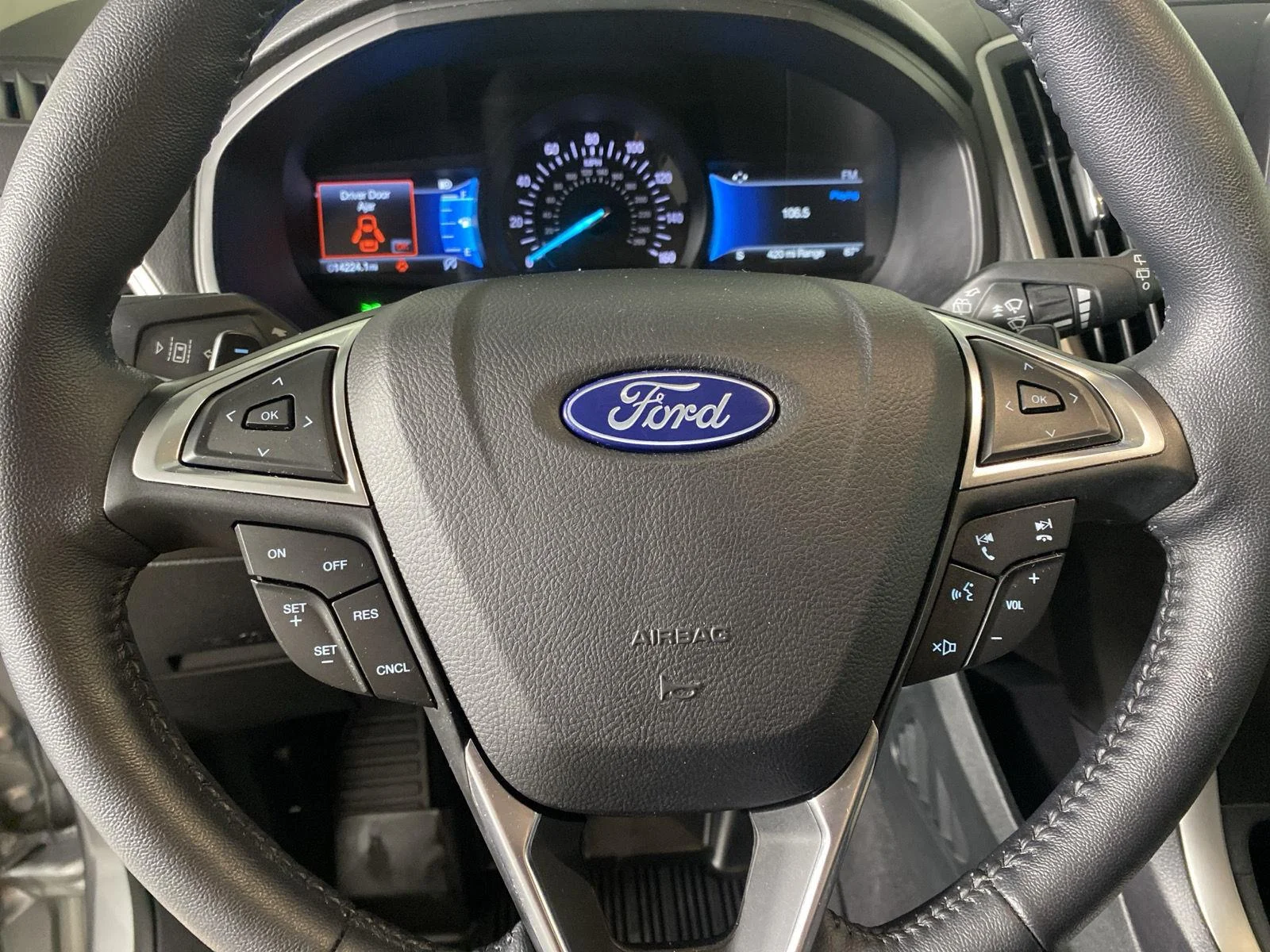 Used 2024 Iconic Silver Ford SEL image 17