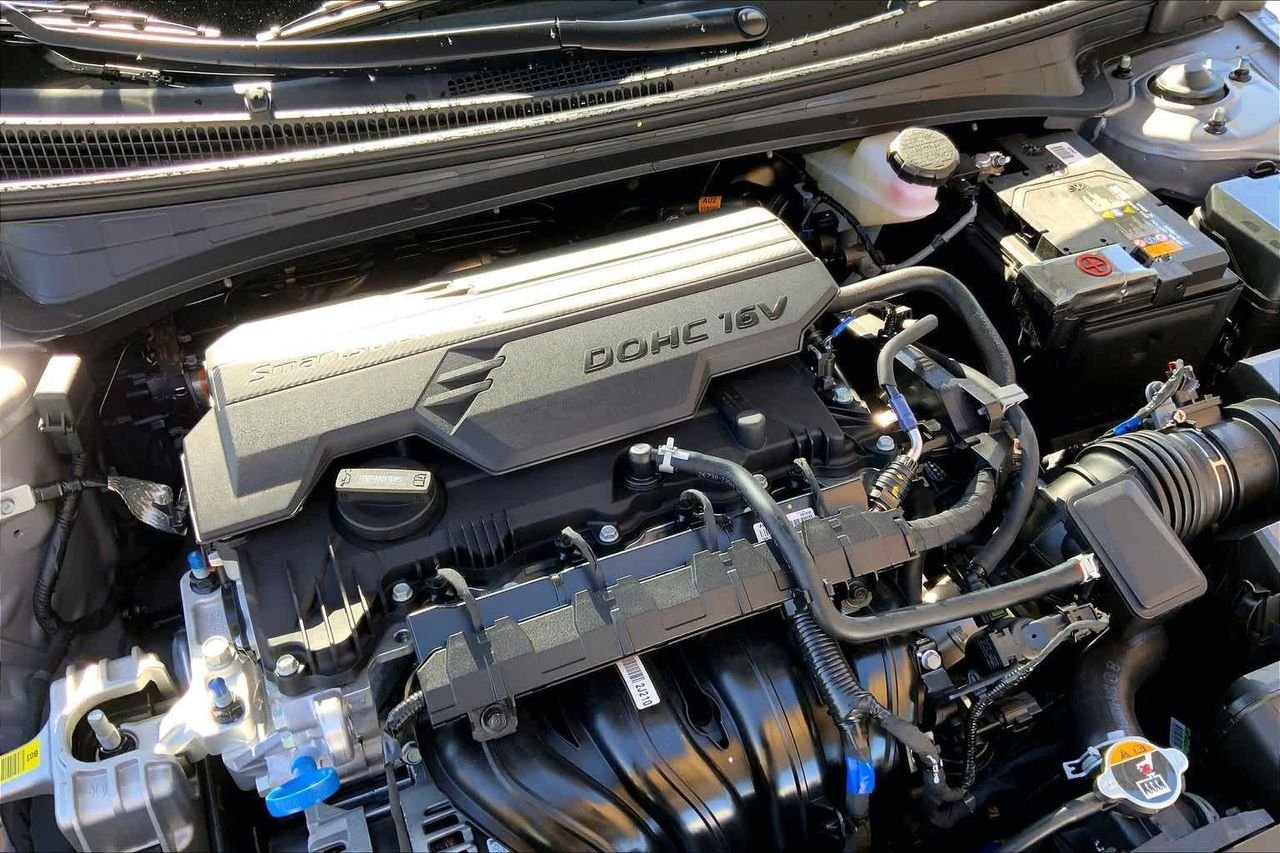 New 2026 Fluid Metal Hyundai SEL Sport Premium image 17