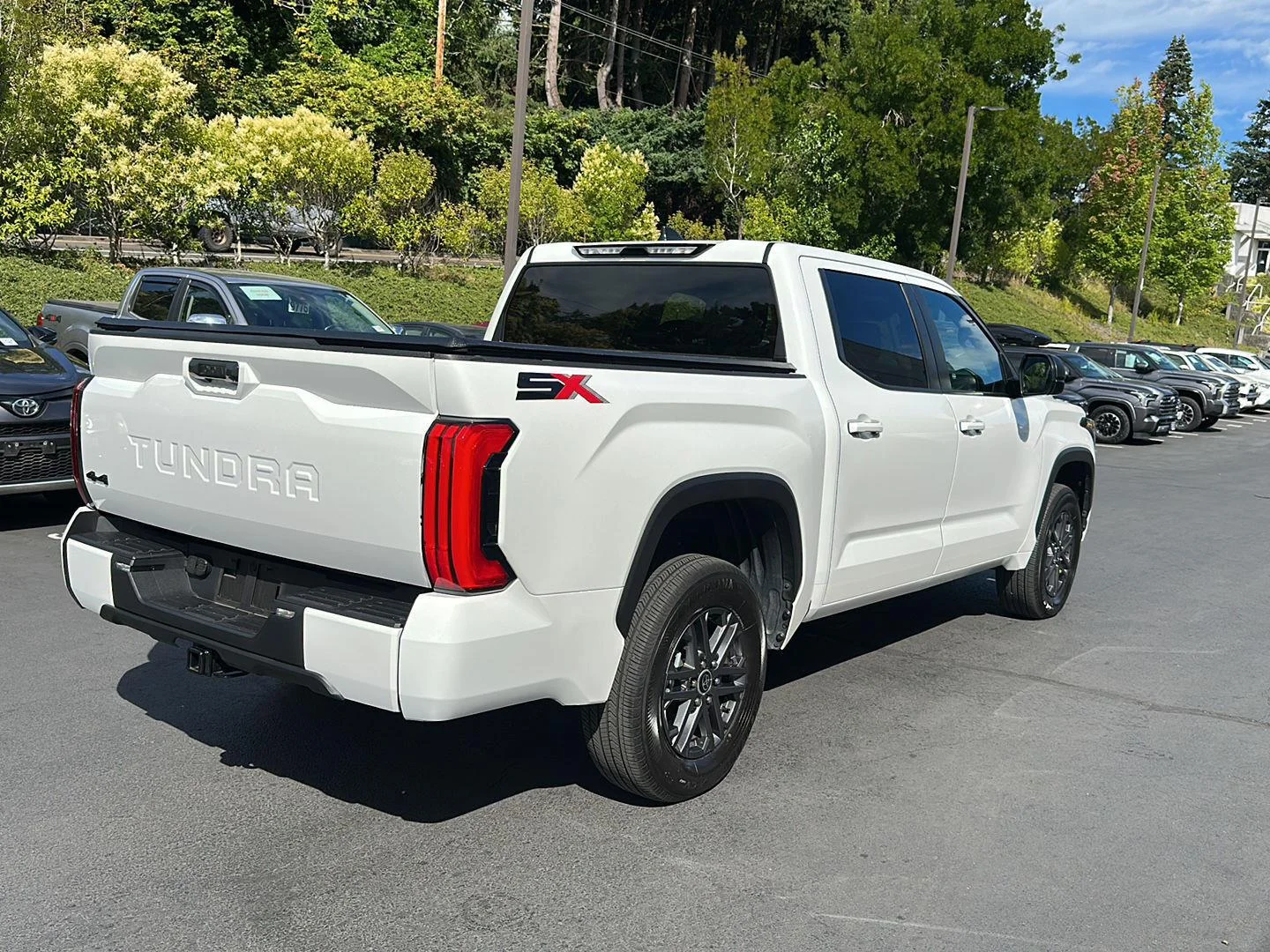 Used 2024 Ice Cap Toyota SR5 image 4
