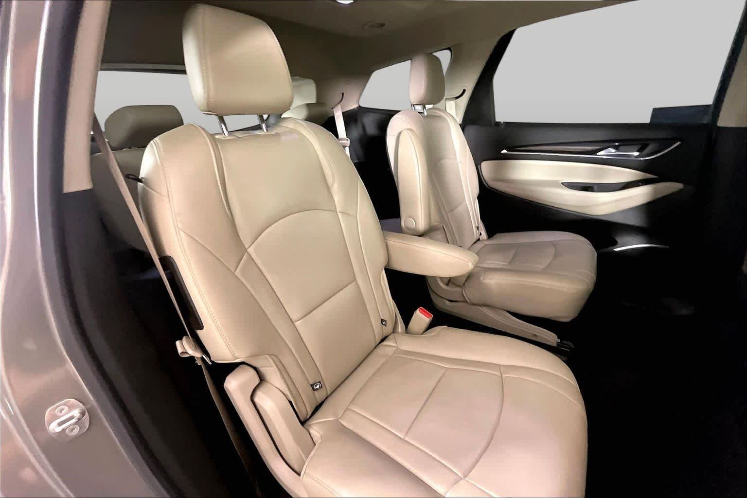 Used 2018 Includes Spectra Gray lower exterior accent color. Buick Essence image 18