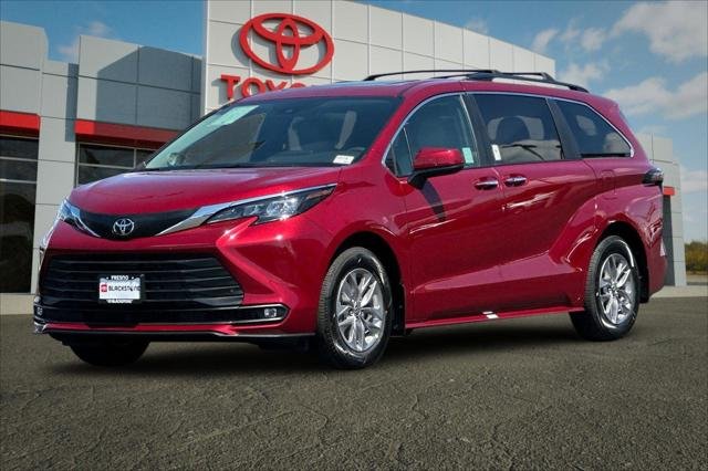 Certified Used 2026 RUBY FLARE PEARL Toyota  image 7