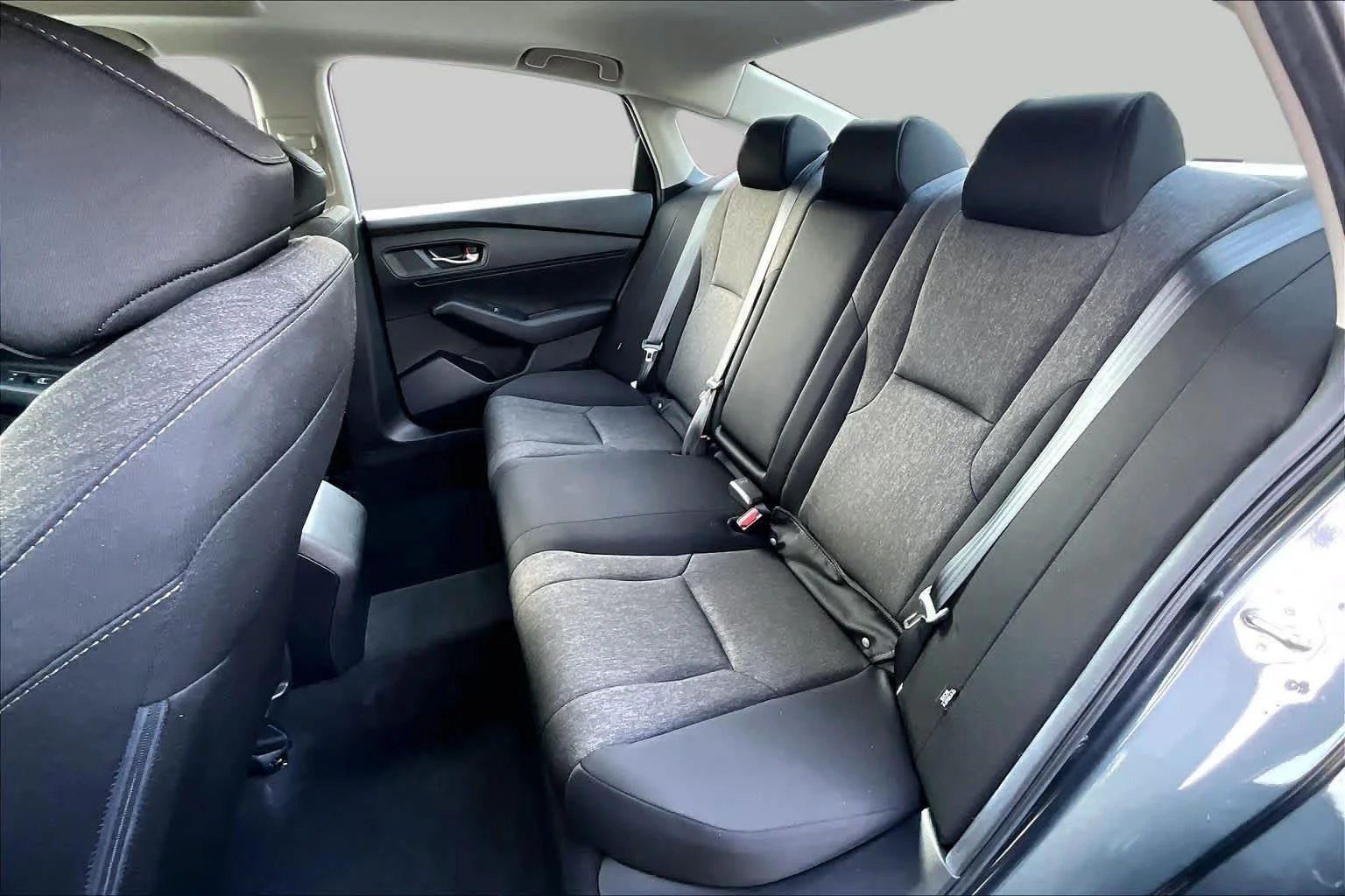 Used 2024 Meteorite Gray Metallic Honda EX image 20