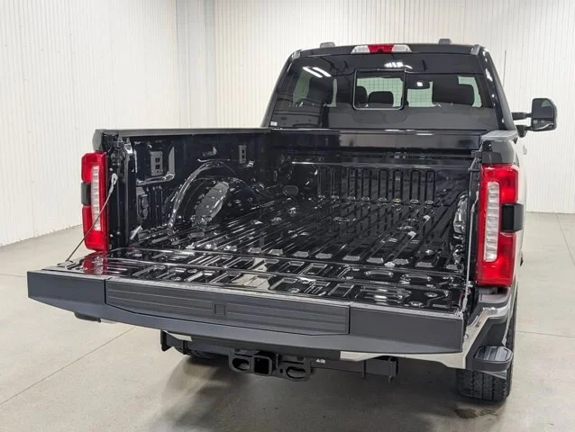 New 2026 Agate Black Metallic Ford F-250® King Ranch® image 21