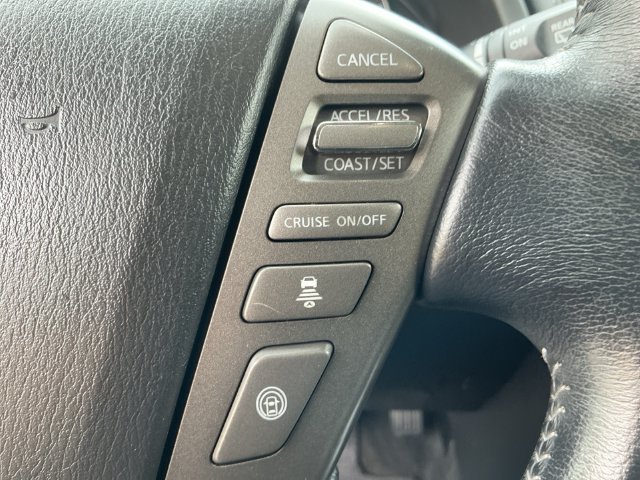 Used 2020 Blue Nissan SL image 20