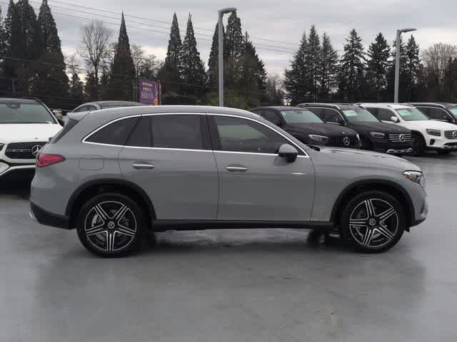 New 2026 MANUFAKTUR Alpine Grey Mercedes-Benz GLC 300 image 9