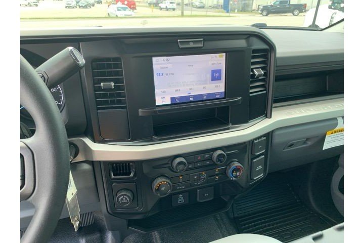 New 2026 Oxford White Ford F-350® XL image 16