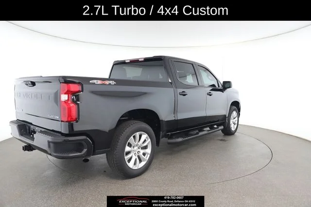 Used 2023 Black Chevrolet Custom image 18