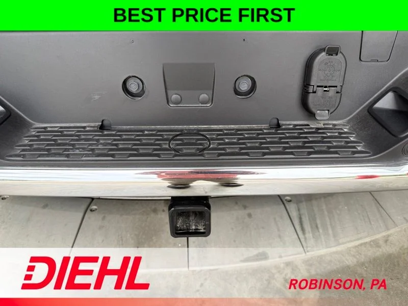 New 2026 Bright White Clear-Coat Exterior Paint RAM Big Horn/Lone Star image 9