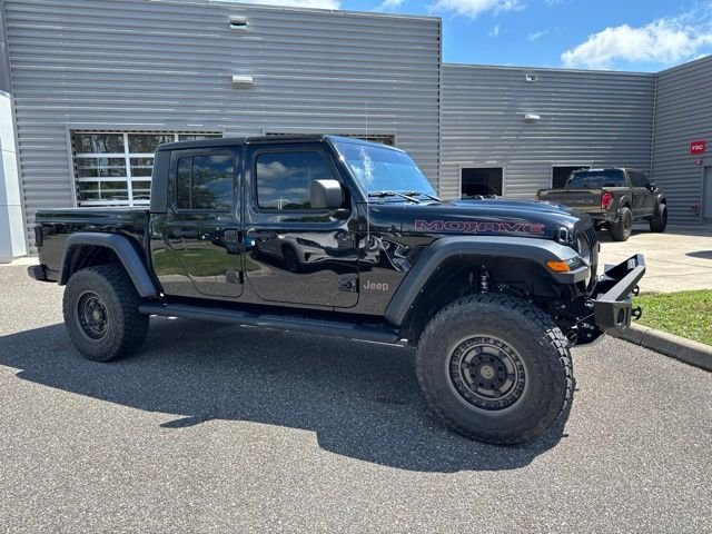 Used 2023 Black Clearcoat Jeep Mojave image 2