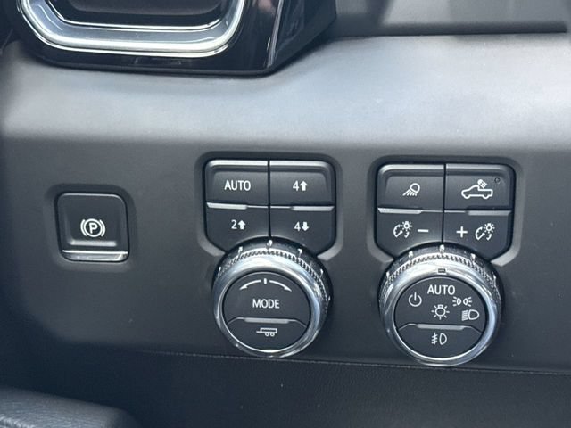Used 2025 Sterling Metallic GMC Denali image 19