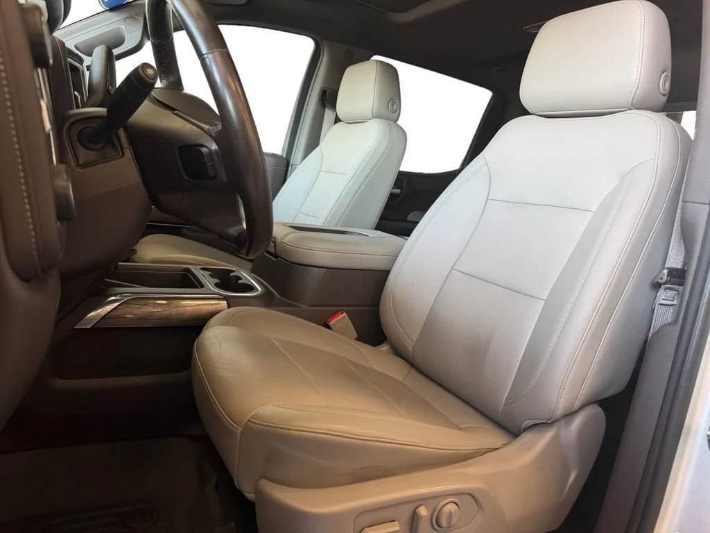 Used 2021 SILVER ICE METALLIC Chevrolet LTZ image 27