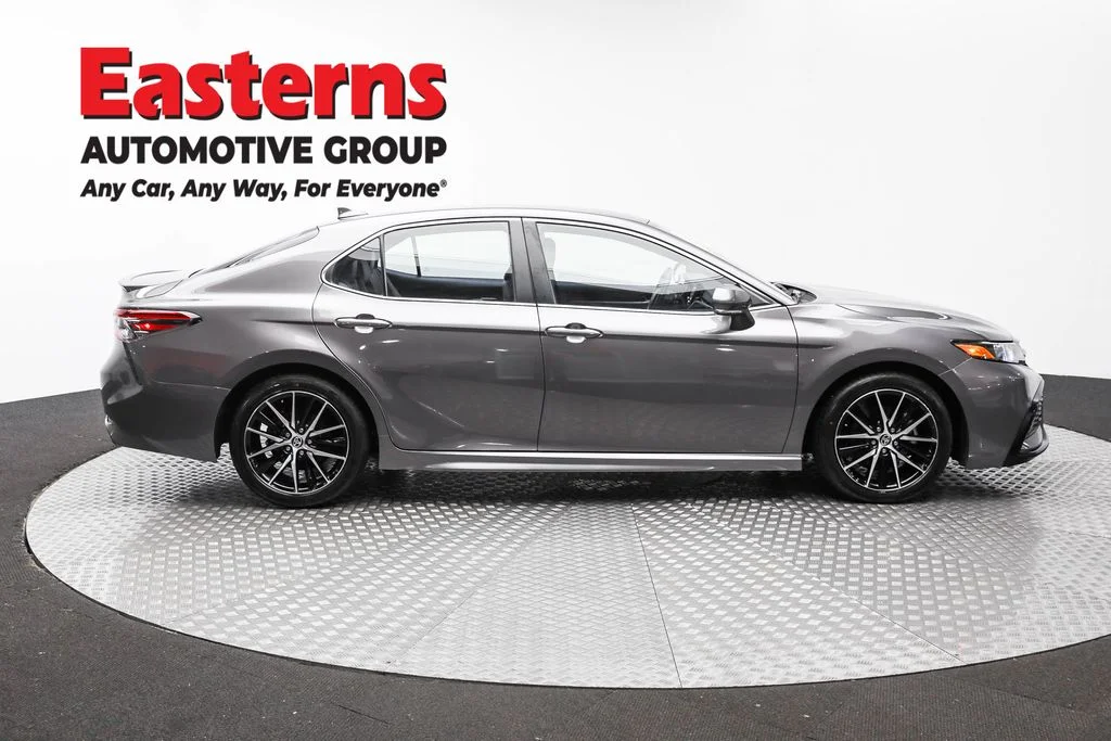 Used 2023 Gray Toyota SE image 4