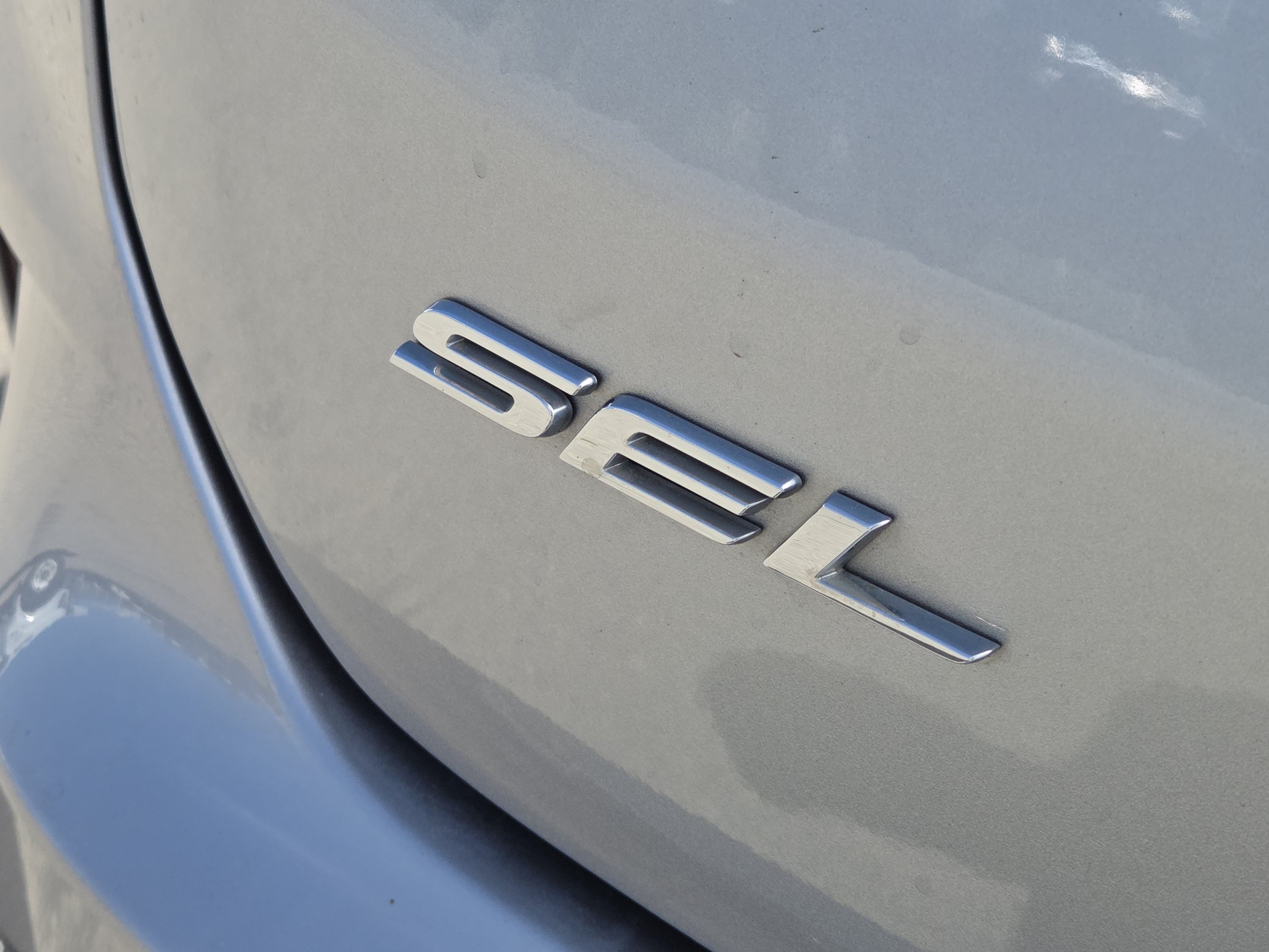 Used 2024 Silver Metallic Ford SEL image 25