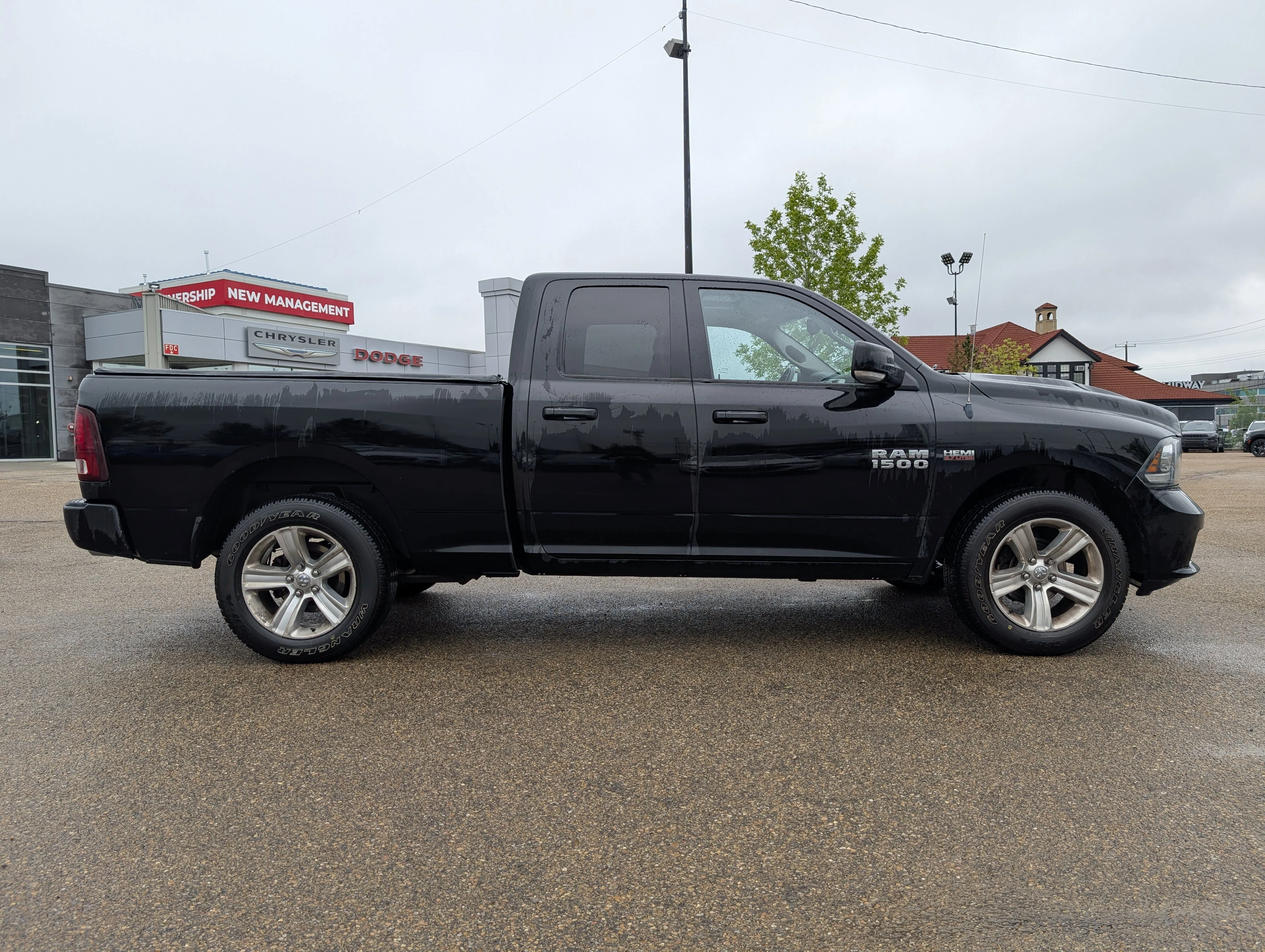 Used 2013 Black Ram Sport image 8