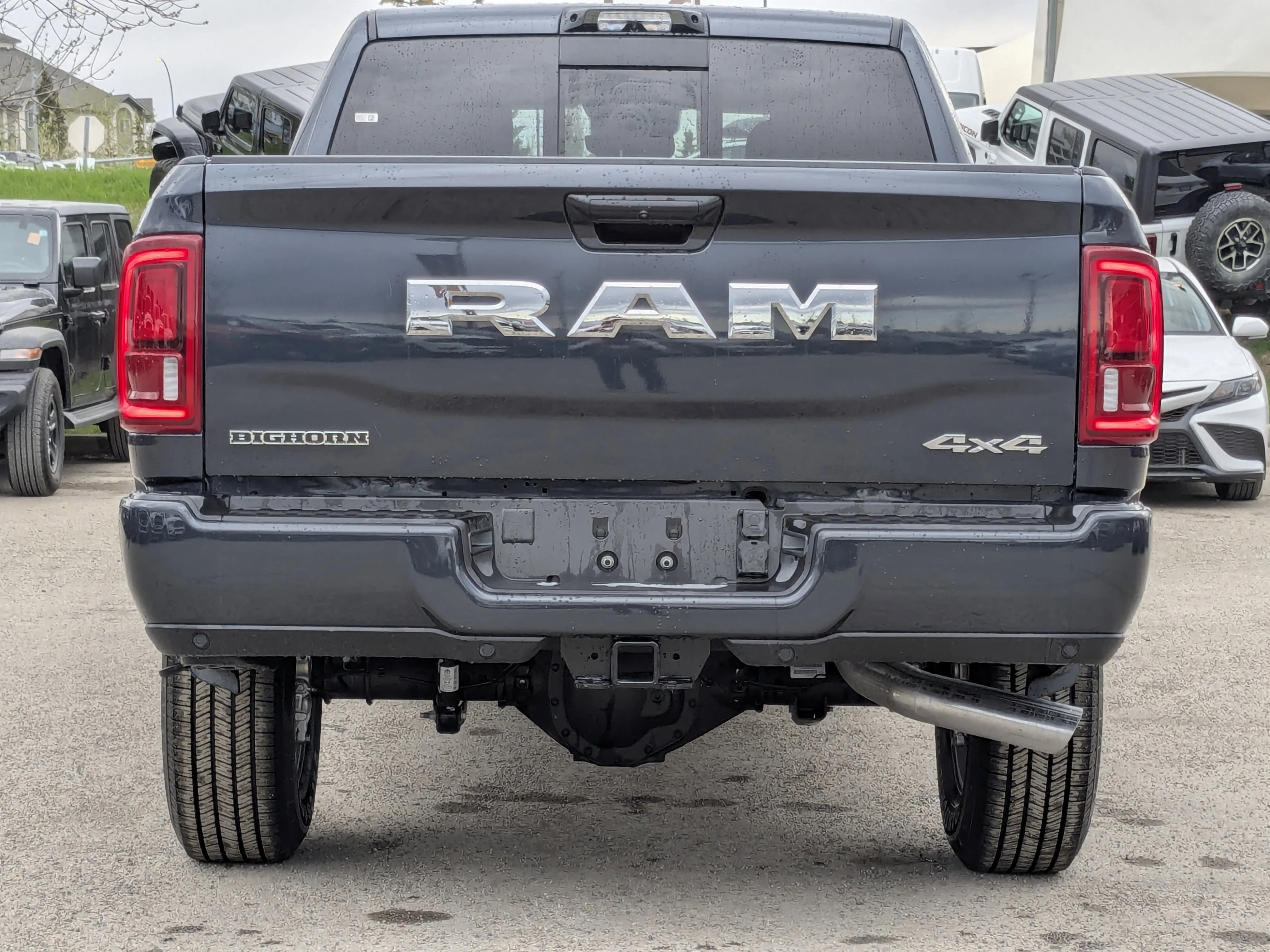 New 2026 Blue RAM Big Horn - - 6.7L HO Diesel - 5th Wheel/Gooseneck Prep - Sport App Pkg - Nav - Cargo Cam & More! image 7