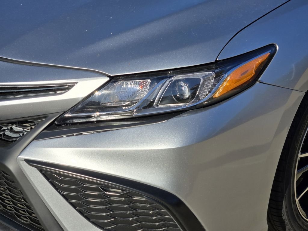 2024 Toyota Camry SE - Photo 5