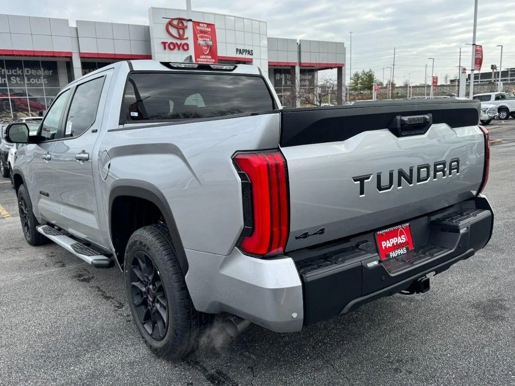 2026 Toyota Tundra SR5 - Photo 6