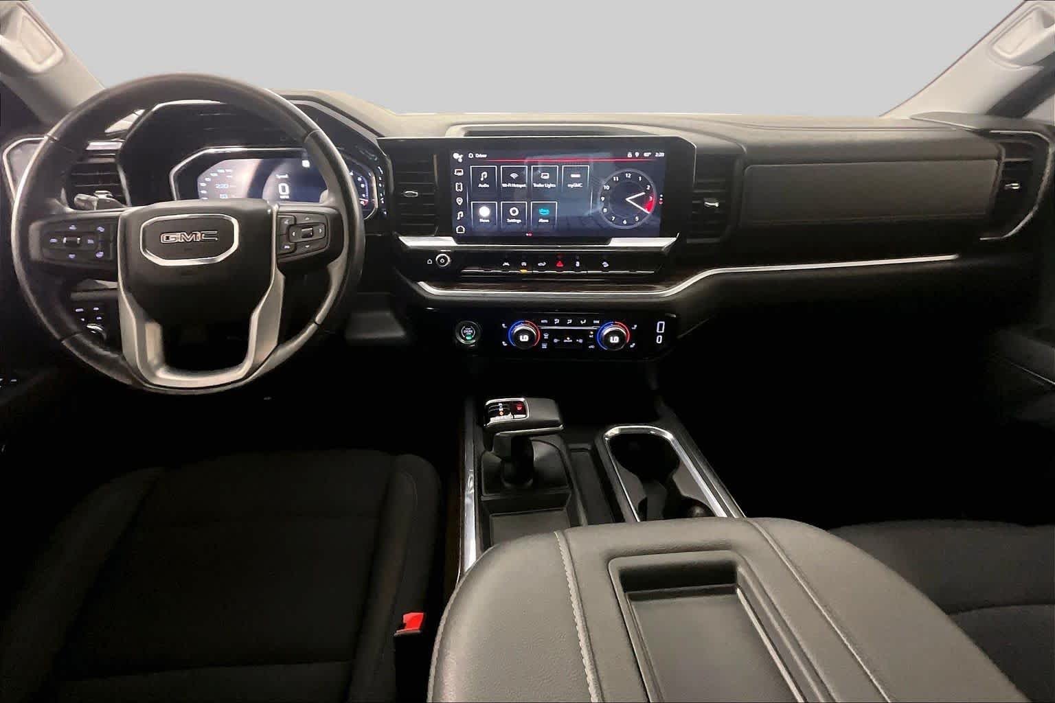 Used 2022 Dynamic Blue Metallic GMC Elevation image 15