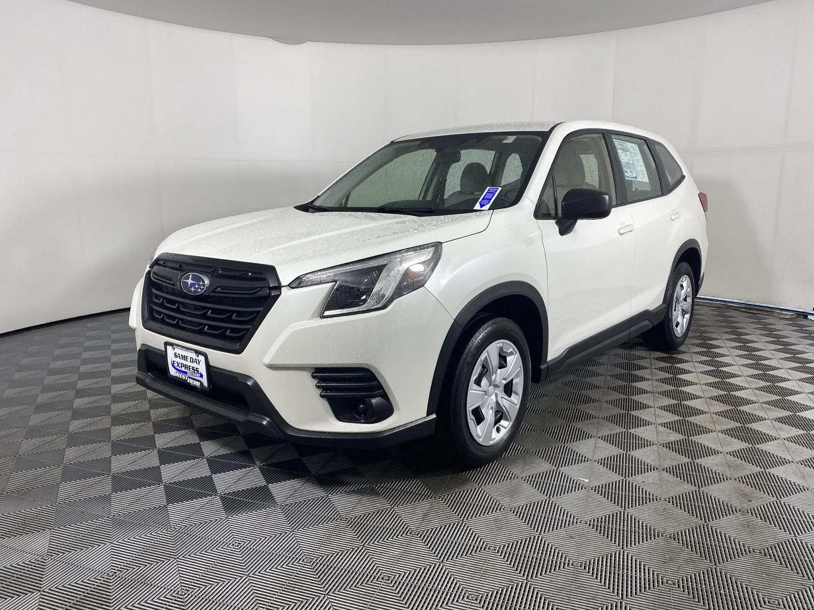Used 2023 Crystal White Pearl Subaru Base image 3