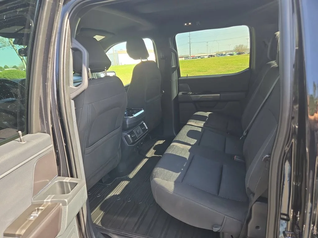 Used 2021 Black Ford  image 38