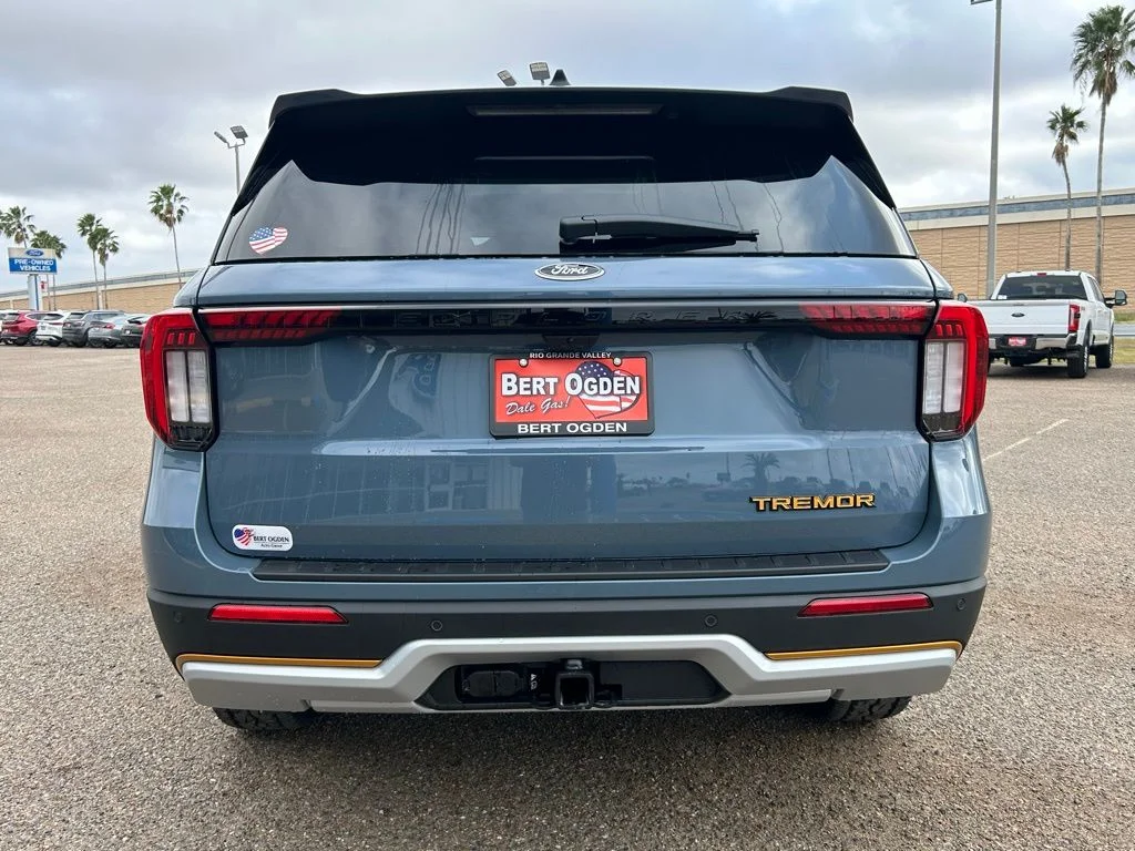 New 2026 Vapor Blue Metallic Ford Tremor® image 6
