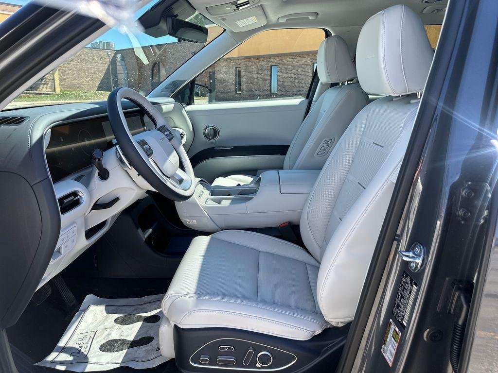 2026 Hyundai Palisade Calligraphy - Photo 13