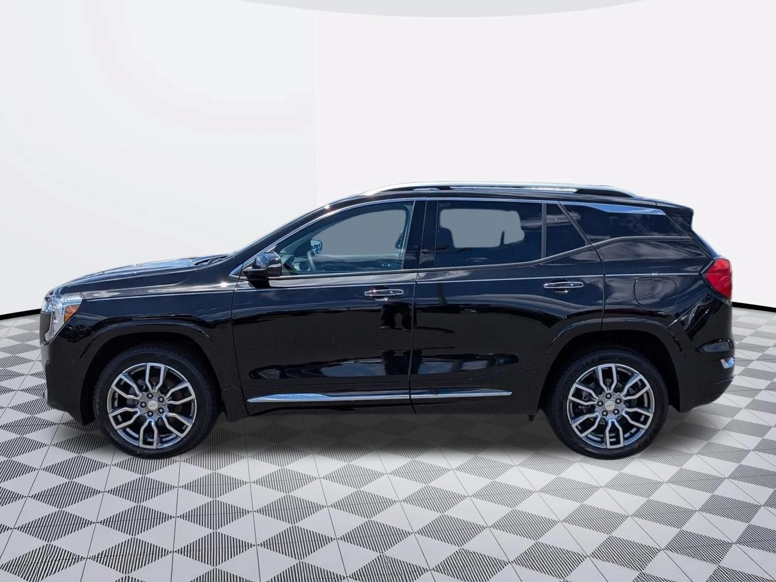 Used 2024 Ebony Twilight Metallic GMC Denali image 8