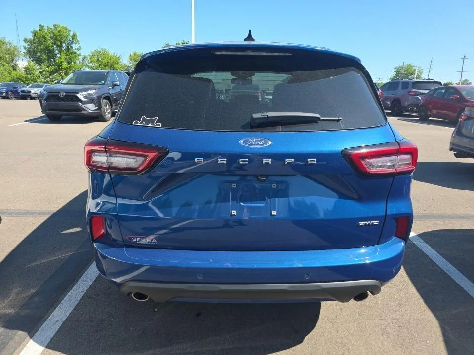 Used 2023 Atlas Blue Ford ST-Line Elite image 5